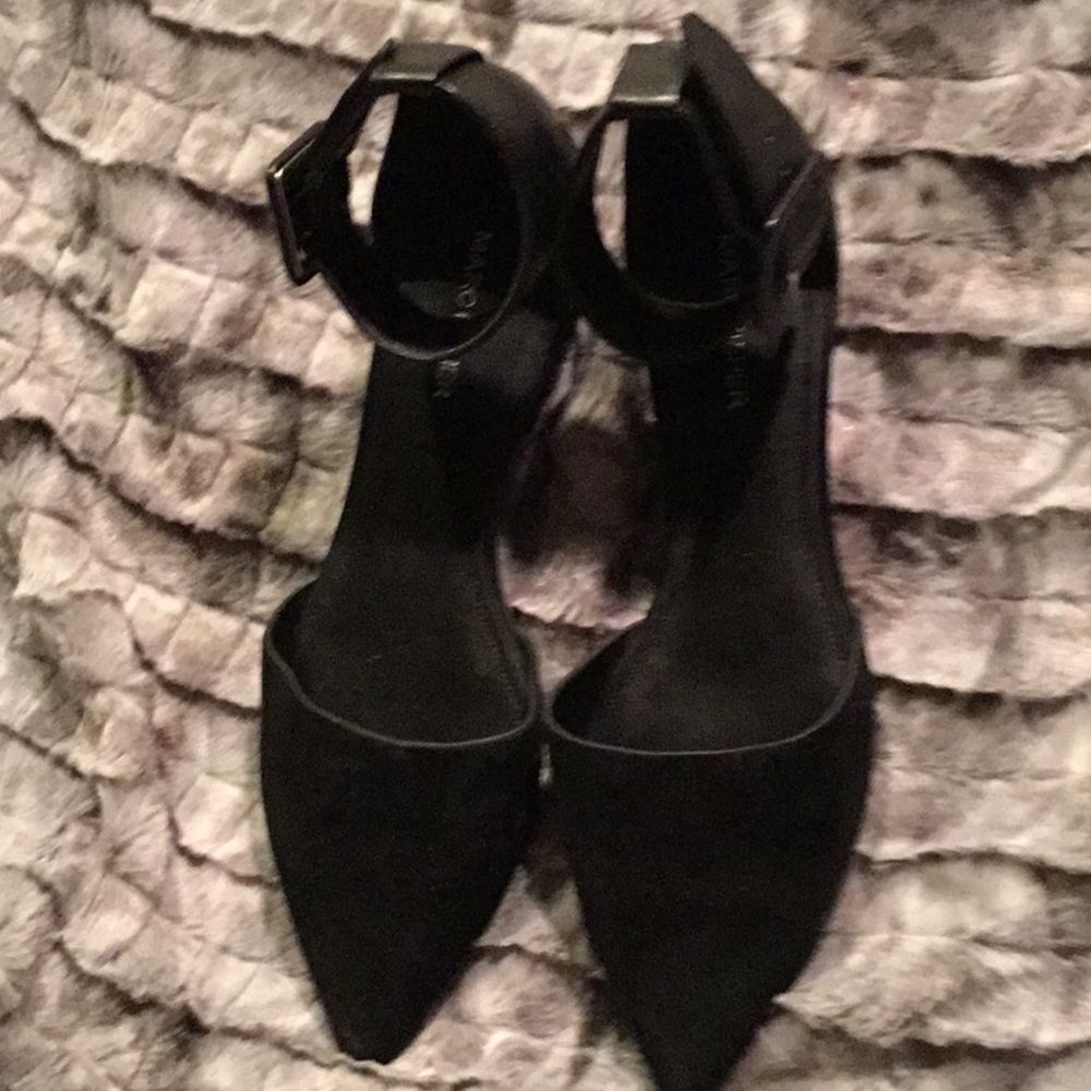 Womens’s Marc Fisher flats
